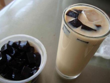 怎么做奶茶才是正确的方法,自制奶茶教你在家做奶茶的方法