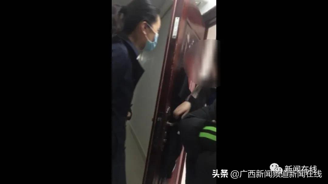 楼上扰民楼下报警有用吗,楼上半夜咚咚响