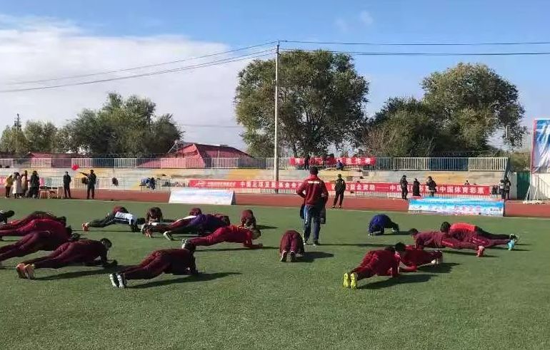 自治区青少年足球训练营(北疆片区)在塔城举办