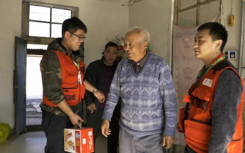 美菜启动助销计划普通市民可认购“爱心白菜”