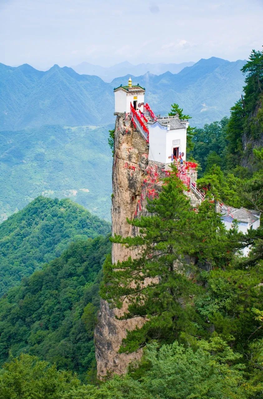 十三座神奇的中国空中古寺,中国这20座令人震撼的古寺