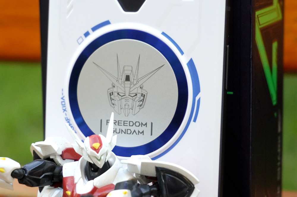 黑鲨4骁龙870散热,黑鲨骁龙870吃鸡能开90帧吗