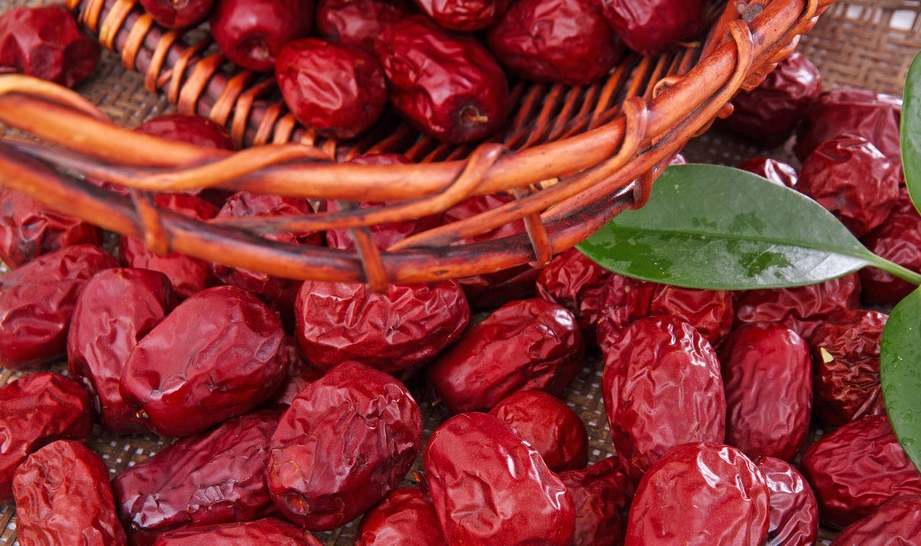 子宫肌瘤吃了六种食物会变癌吗,子宫肌瘤0.8*0.6毫米需要忌口吗