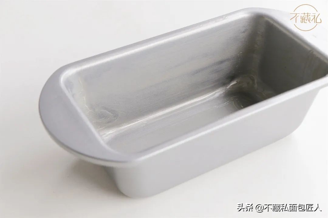 做蒸糕如何做到防粘脱模,滴胶脱模小技巧