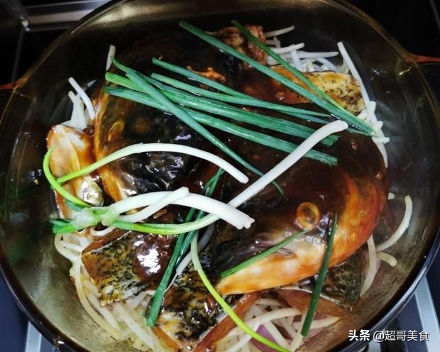 干锅鱼头煲的正宗做法,金汤干锅鱼头