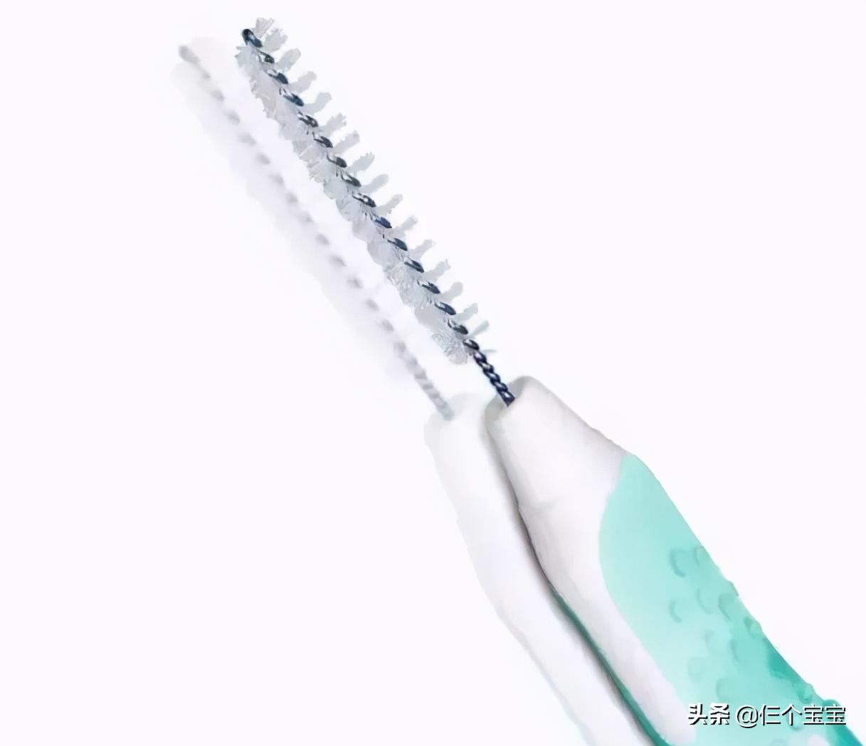 草莓籽在嘴里发了芽？刷牙少了这一步，你真的只是刷了个寂寞