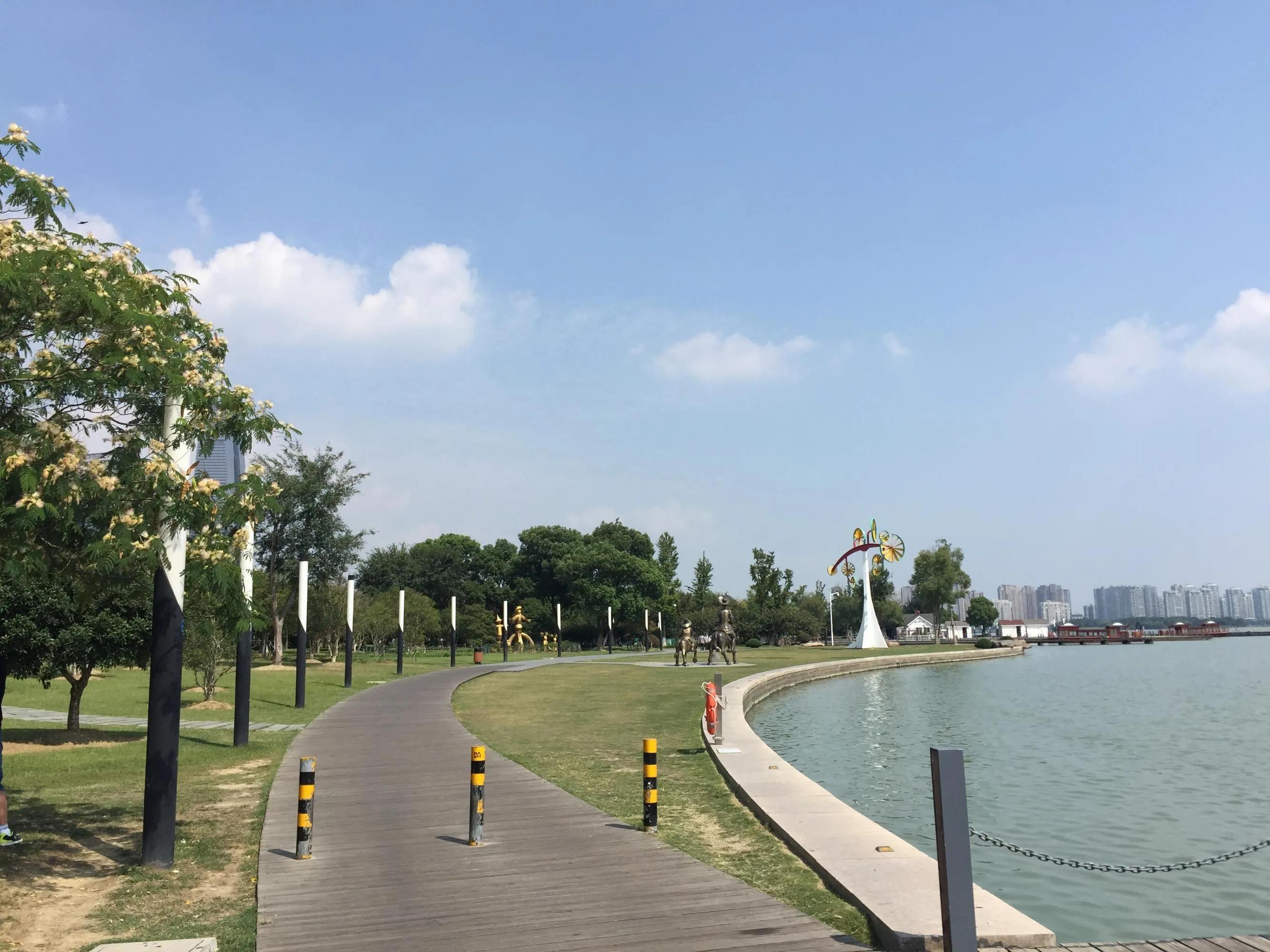 苏州金鸡湖景区打卡推荐,苏州金鸡湖风景区评价