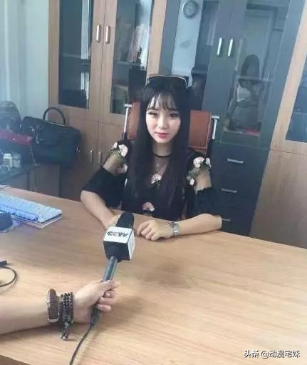 微商借豪车装逼出事故,大型微商失败现场