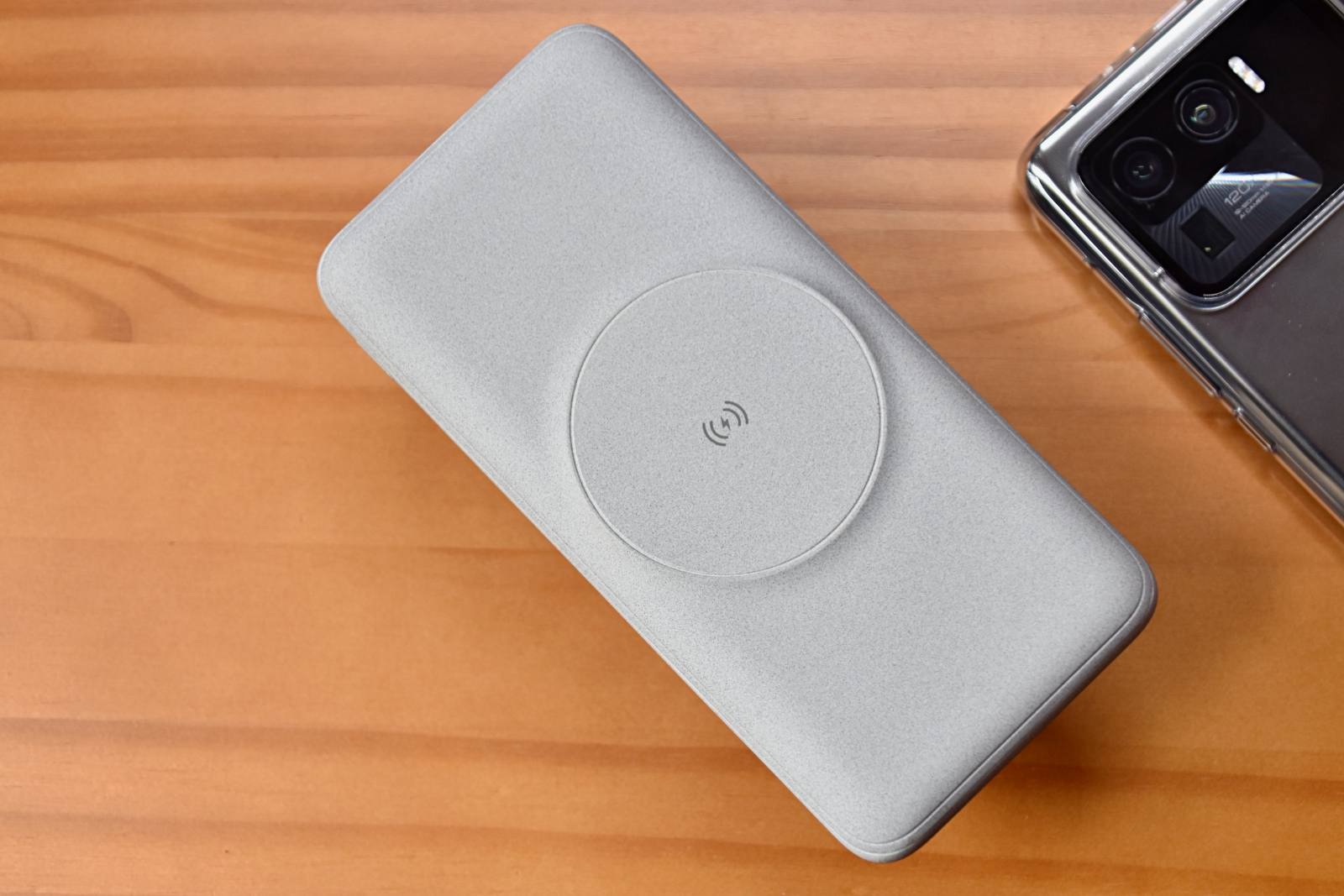 无线便携充电宝超级快充,南卡磁吸无线快充充电宝