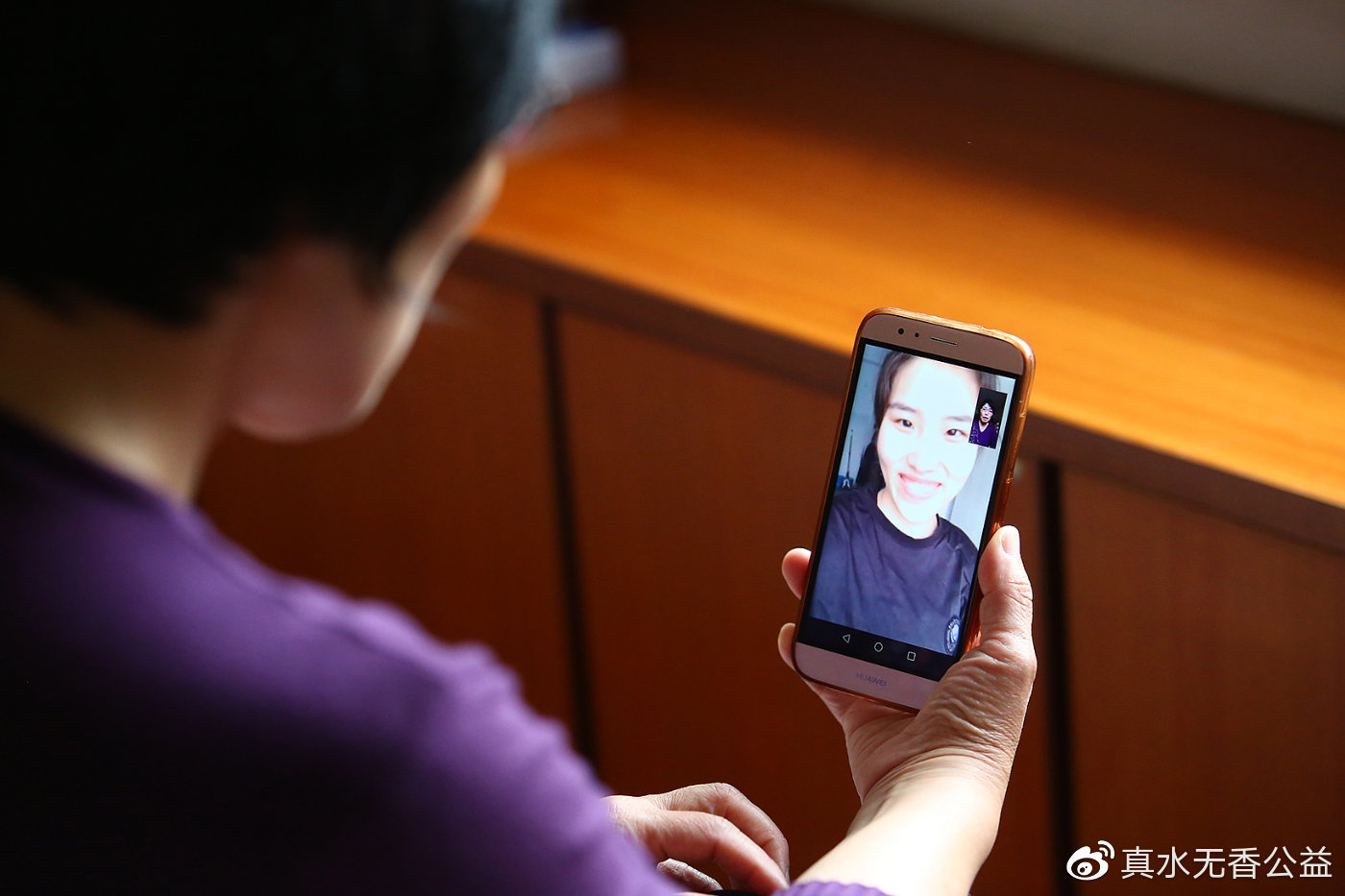 警嫂杨静:我一辈子都不会原谅他