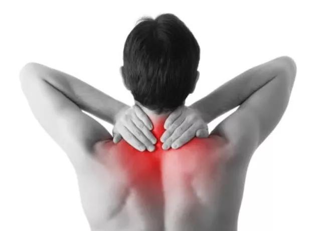 关节一动就咔咔响是怎么回事,关节一动嘎嘎响怎么回事