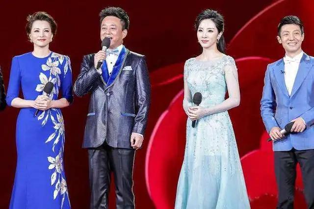 倪萍任鲁豫李思思撒贝宁马凡舒,倪萍李思思撒贝宁任鲁豫谈春晚