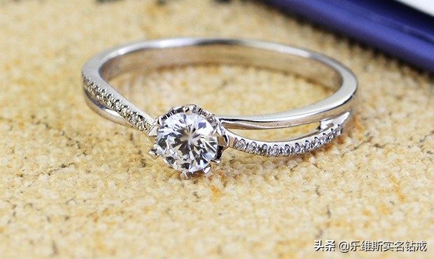 pt950铂金钻戒的钢印,pt950铂金钻戒有活口的吗