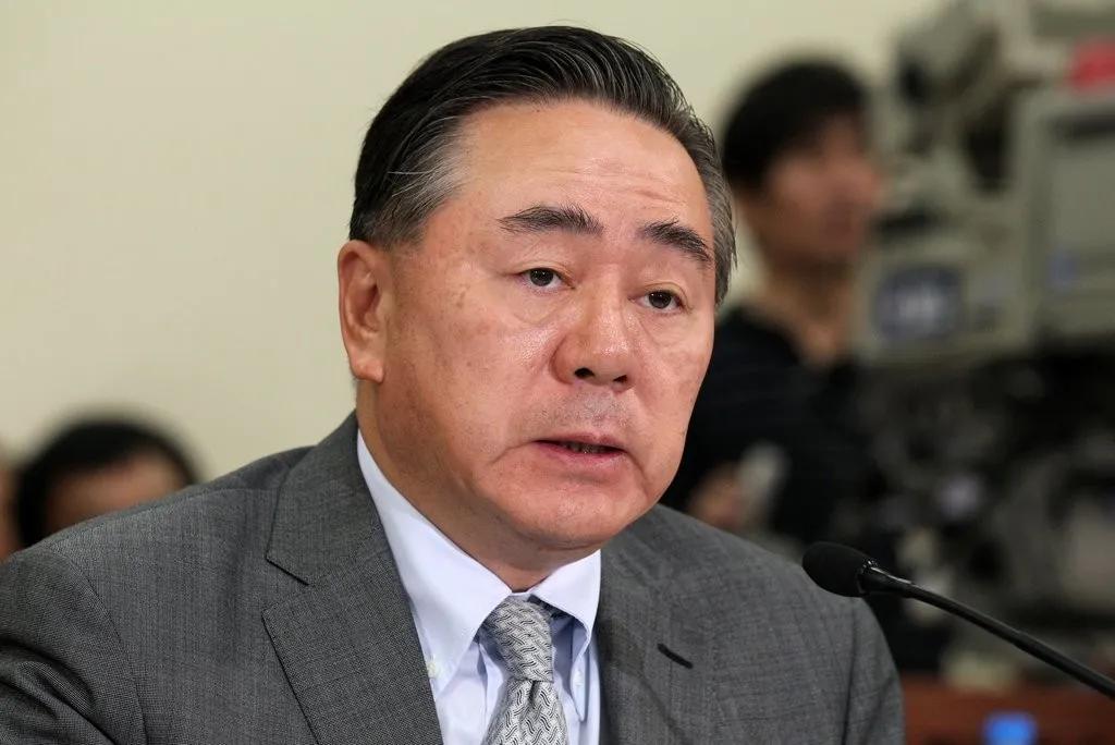 韩国财阀系列之“狂躁的一家人”