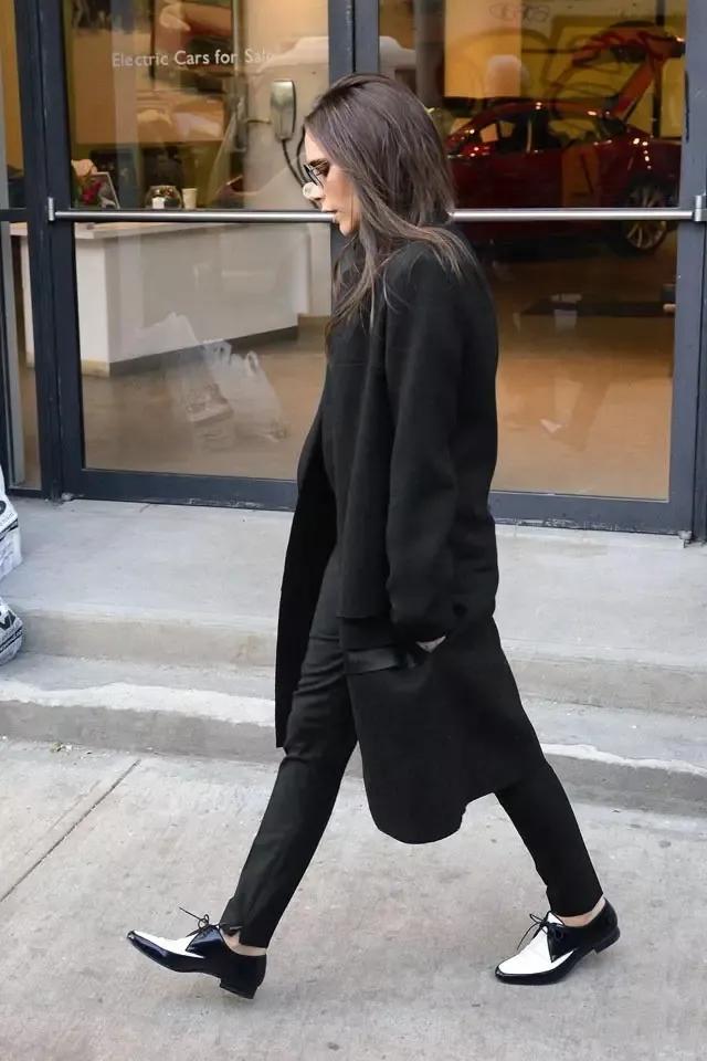 今年秋季流行的乐福鞋,秋季穿的乐福鞋