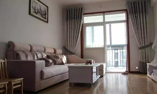 木地板经常拖地是不是容易发黑,拖地后地板有水渍怎么回事