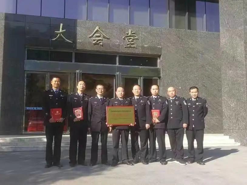 让指纹“说”出真相——记邵阳市公安局大祥分局刑警大队教导员杨雄