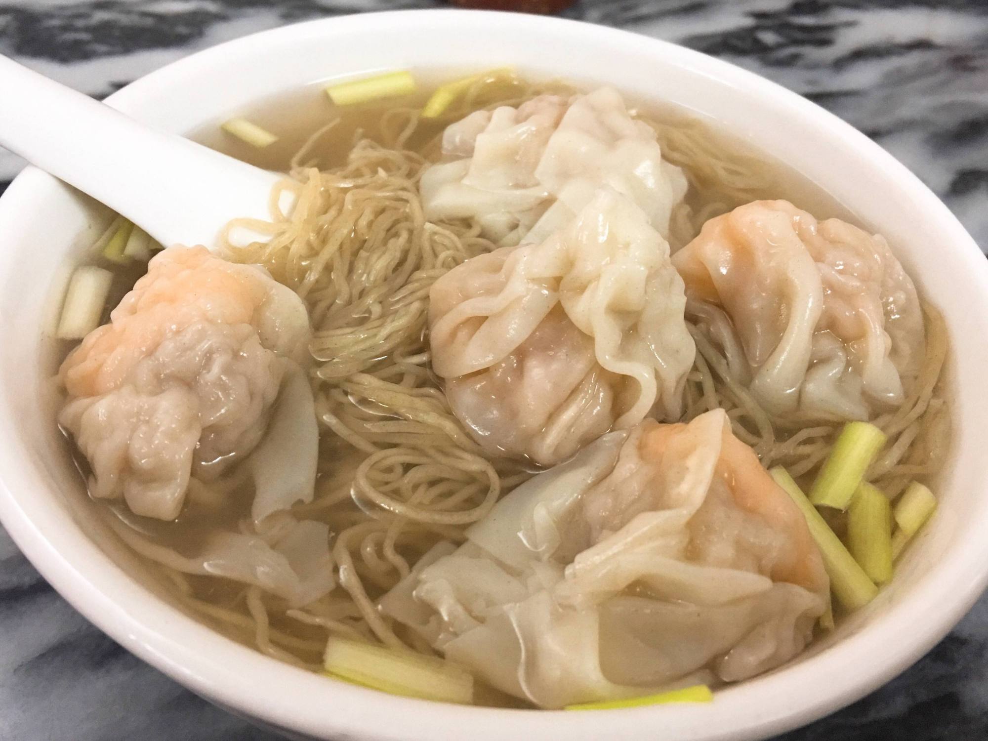 自己开一家类似袁记云饺如何,开一家饺子馄饨店怎样