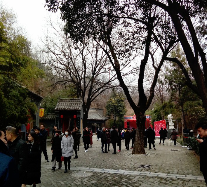 曲江寒窑遗址公园和曲江遗址公园,曲江寒窑遗址公园在地铁几号线