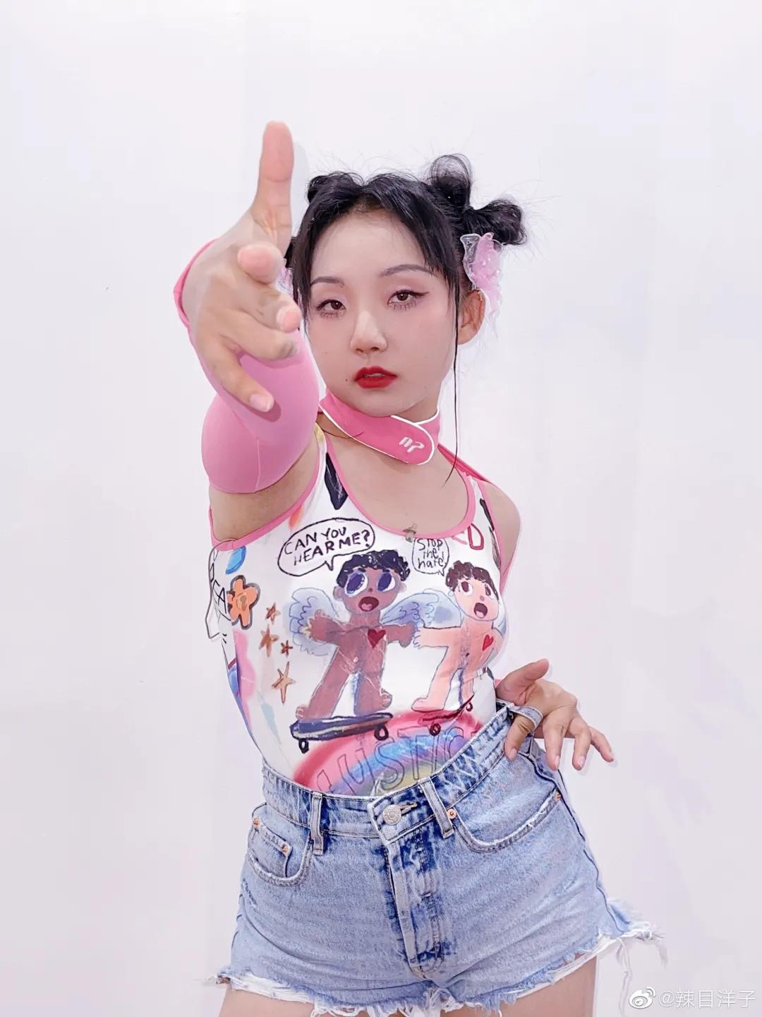 S、XS、XXS？学会搭配的微胖女生也有春天