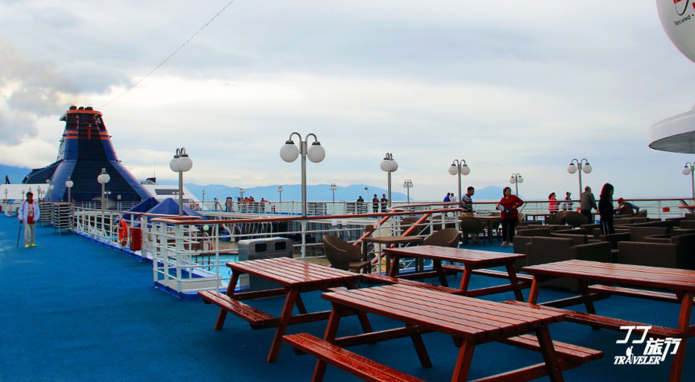 形容一个邮轮很豪华很大怎么说,不动声色可以形容美景吗