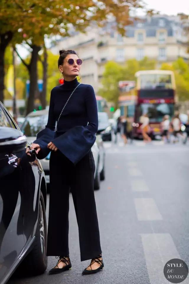 怎样穿搭才能摆脱学生气的幼稚感？