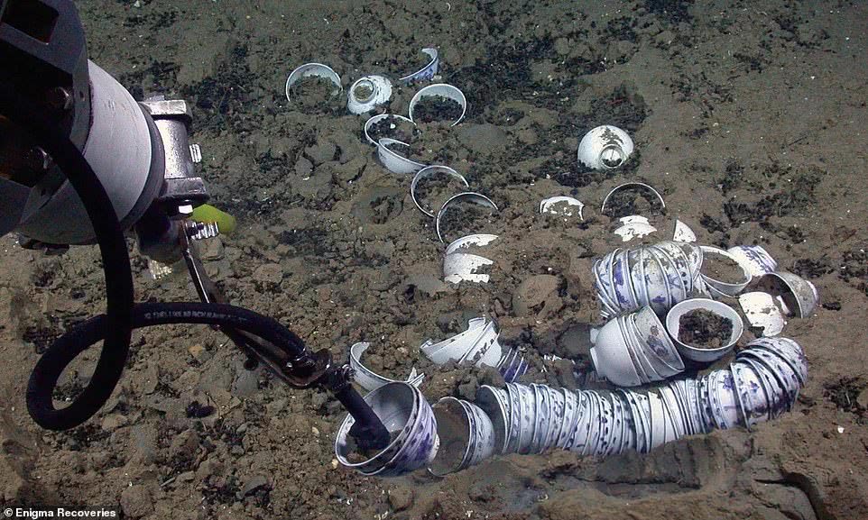 明代沉船发现价值过亿的瓷器,瓷器上的沉船视频