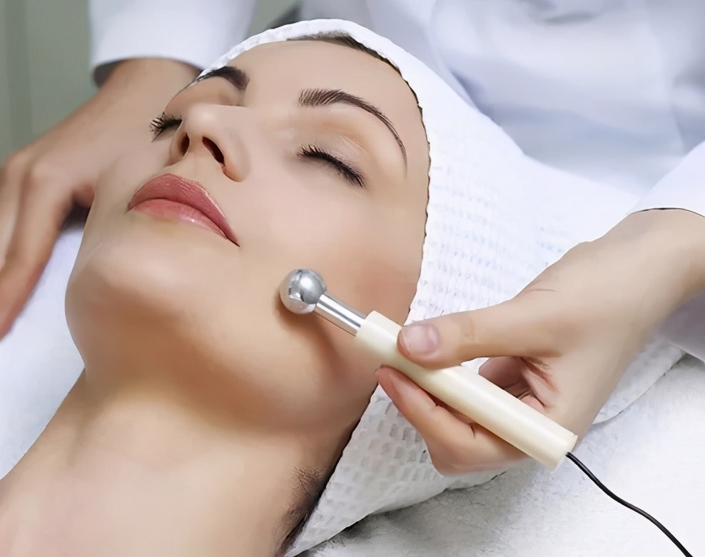 互联网时代,美容师上门服务的前景会怎么样?