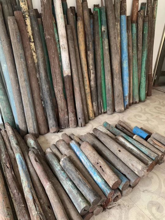 小叶紫檀原木老料手串,小叶紫檀木头香味