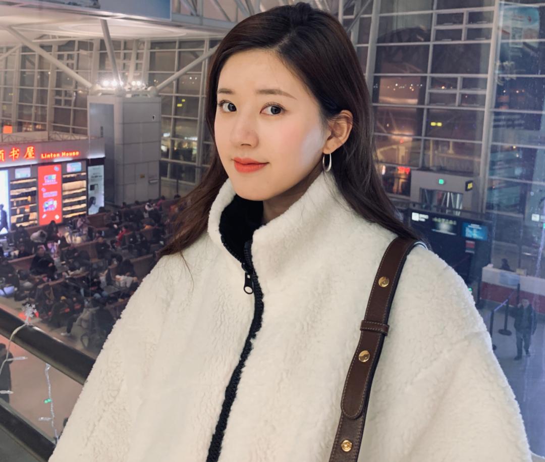 现在流行圆脸还是瓜子脸,现在是流行瓜子脸还是圆脸