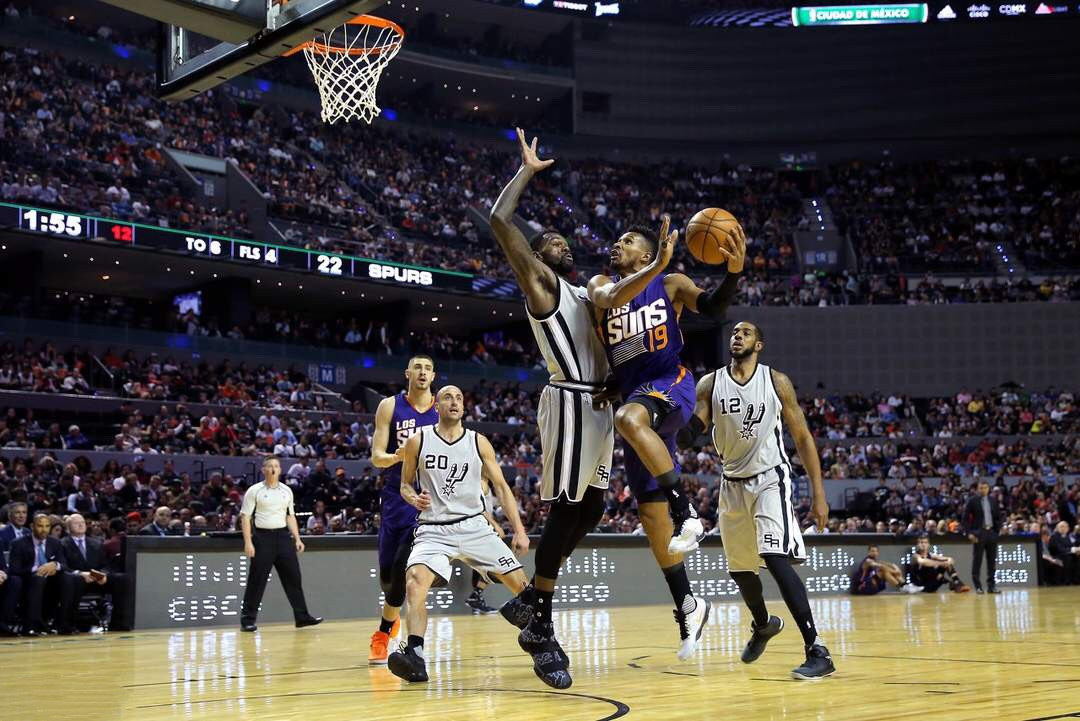 人物┃莱昂德罗-巴博萨：闪电般持球突破不可或缺的“板凳匪徒”