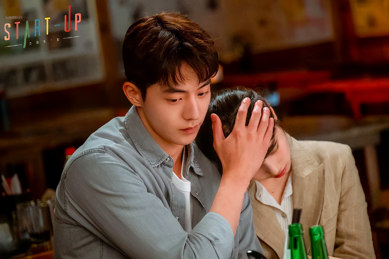 秀智穿的西装品牌有哪些 (秀智同款西装搭配)