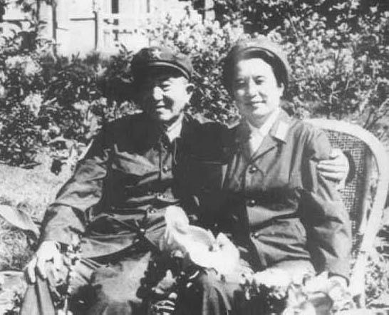 罗瑞卿大将的第二任妻子，99岁高龄仍健在，长子少将，三子董事长