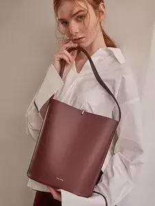 国内十大小众轻奢品牌包包500以内,适合夏季的轻奢包包百搭