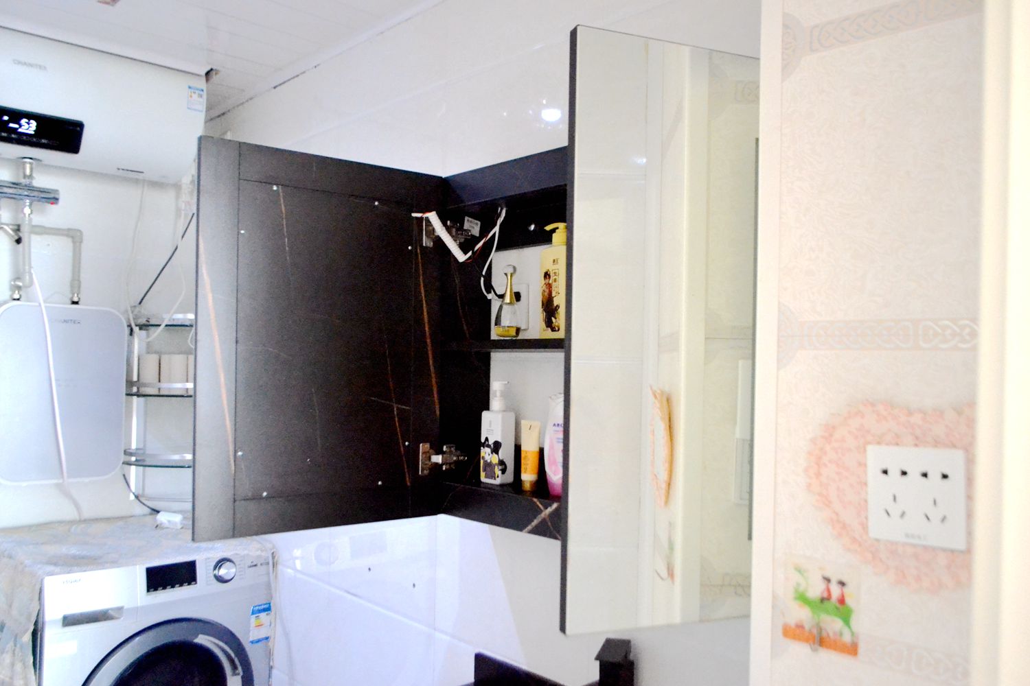 希箭浴室柜和联勒浴室柜哪个更好,希箭铝合金浴室柜质量怎样