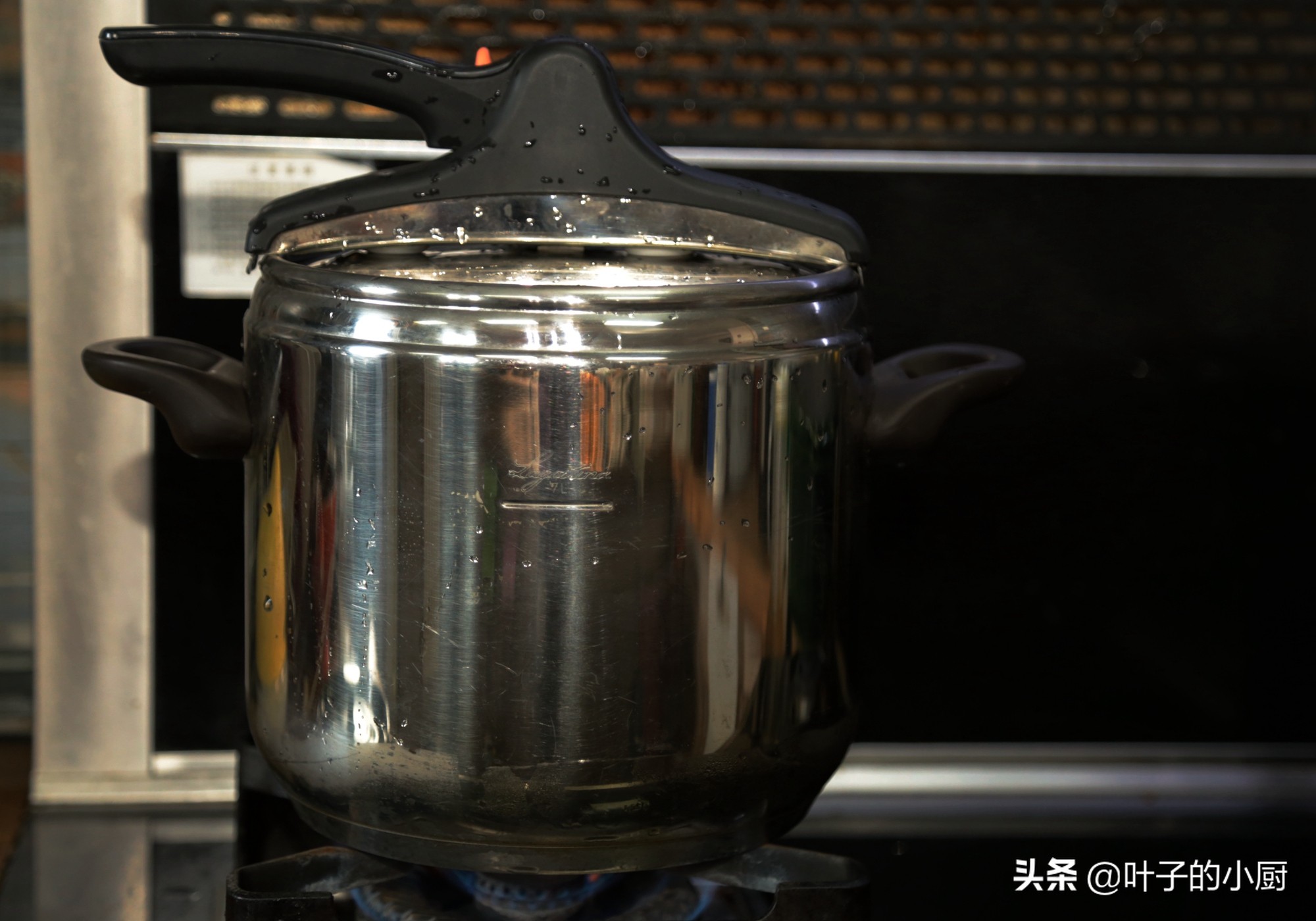 豆沙吃了会不会腹胀,豆沙吃了会胖吗