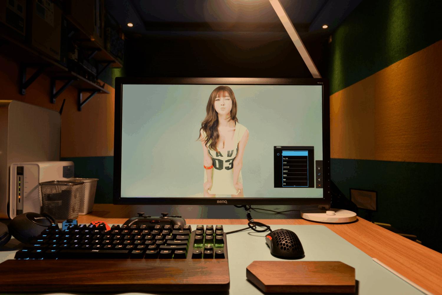 数十款桌面神器，打造100寸娱乐桌面，投影与显示器的完美结合