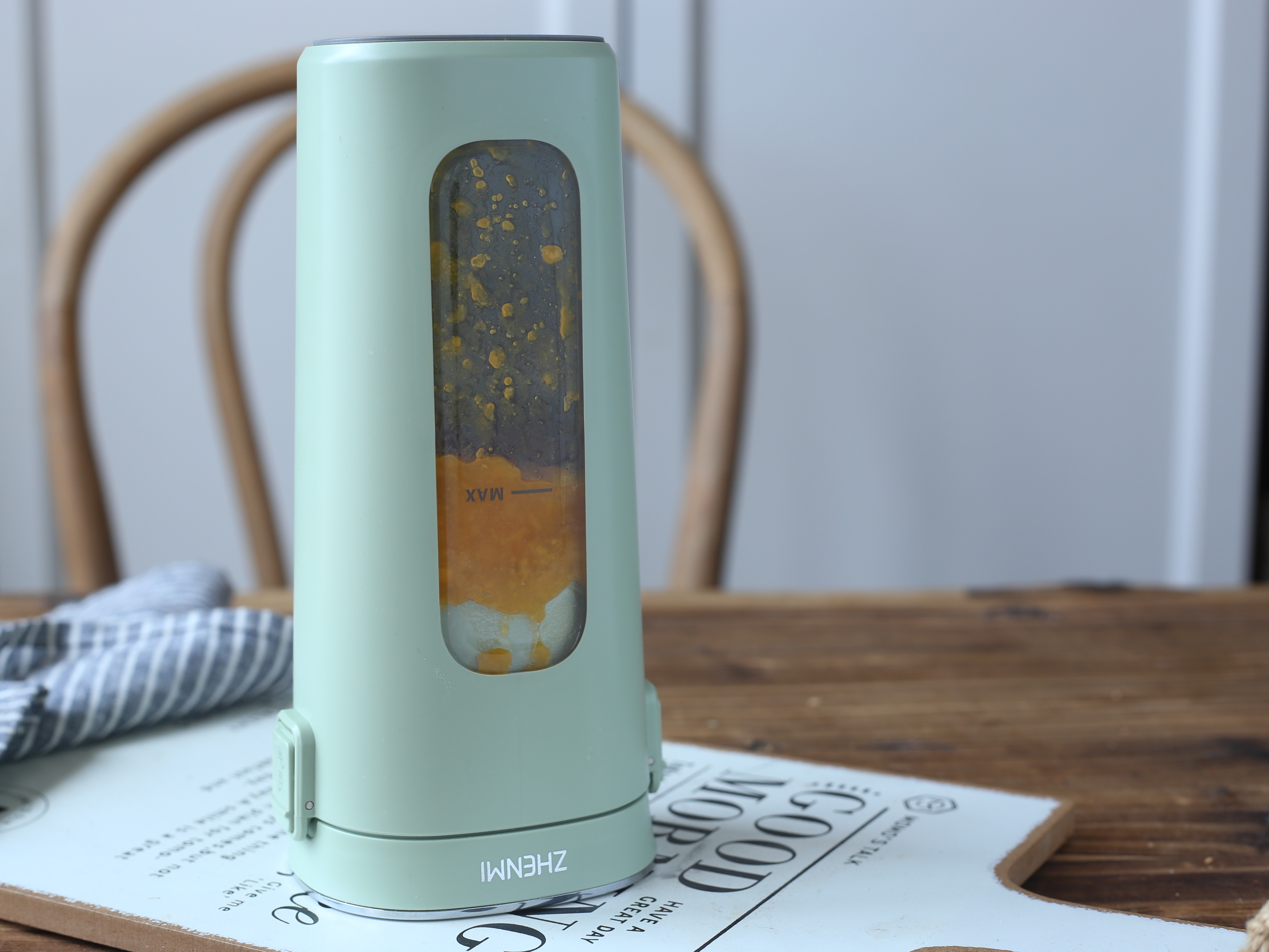 李子柒咸蛋黄酱哪个好吃,李子柒咸蛋黄酱怎么样