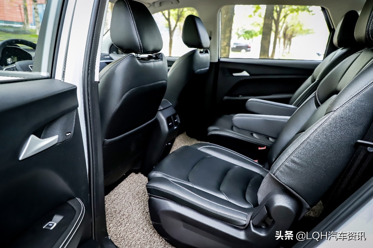 起步配就1.5T,这全球车在印尼大火,比CR-V实在,还便宜9万多