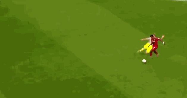 利昂贝利加盟曼城,利昂贝利绝杀曼城