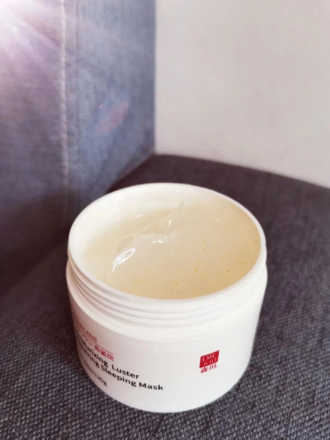 敷完面膜脸透亮,敷着面膜睡觉