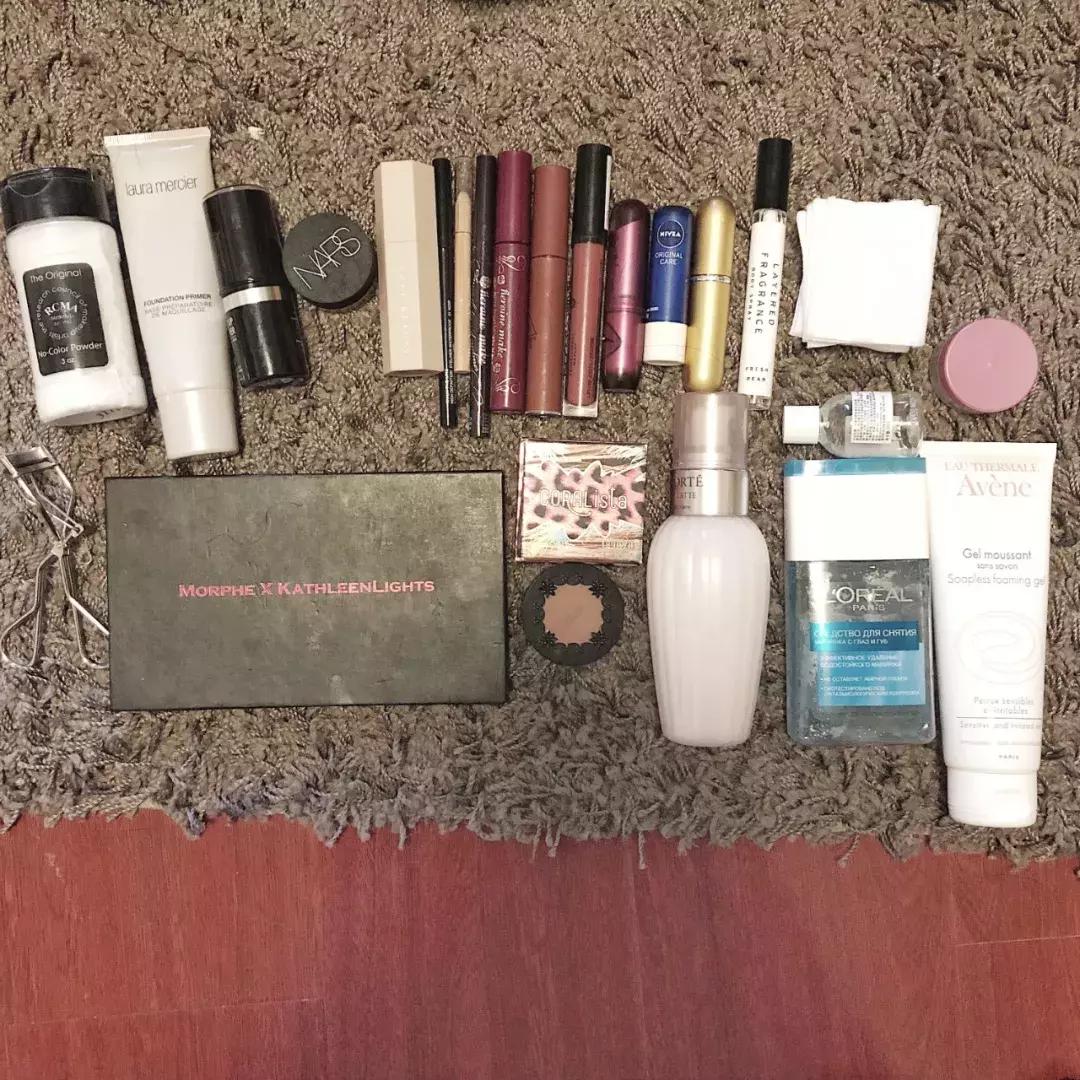 突击检查包里都装什么,突击检查化妆品包包