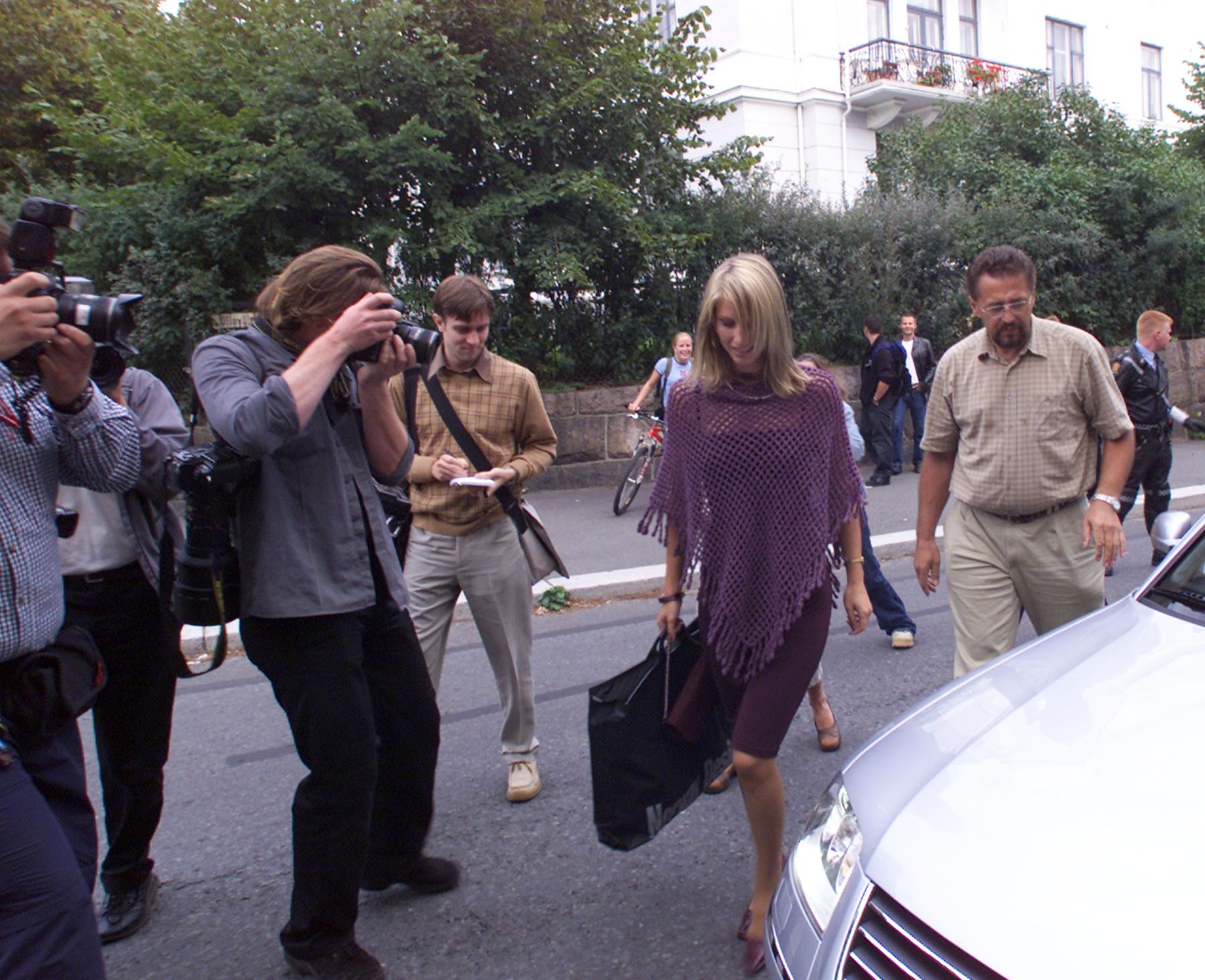 瑗跨彮鐗欑帇瀹よ幈钂傞綈浜氱帇鍚庤垂鍒╀僵,璐瑰埄浣╁墠濂冲弸