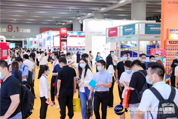 爱华仕箱包走秀,爱华仕箱包展台设计