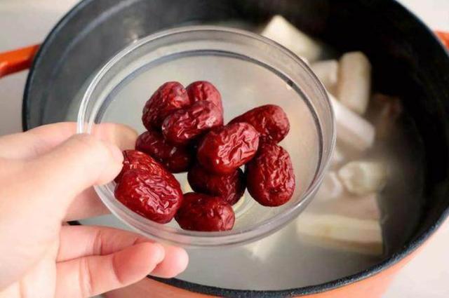 鸡汤怎么炖不老,鸡汤如何炖不堵奶