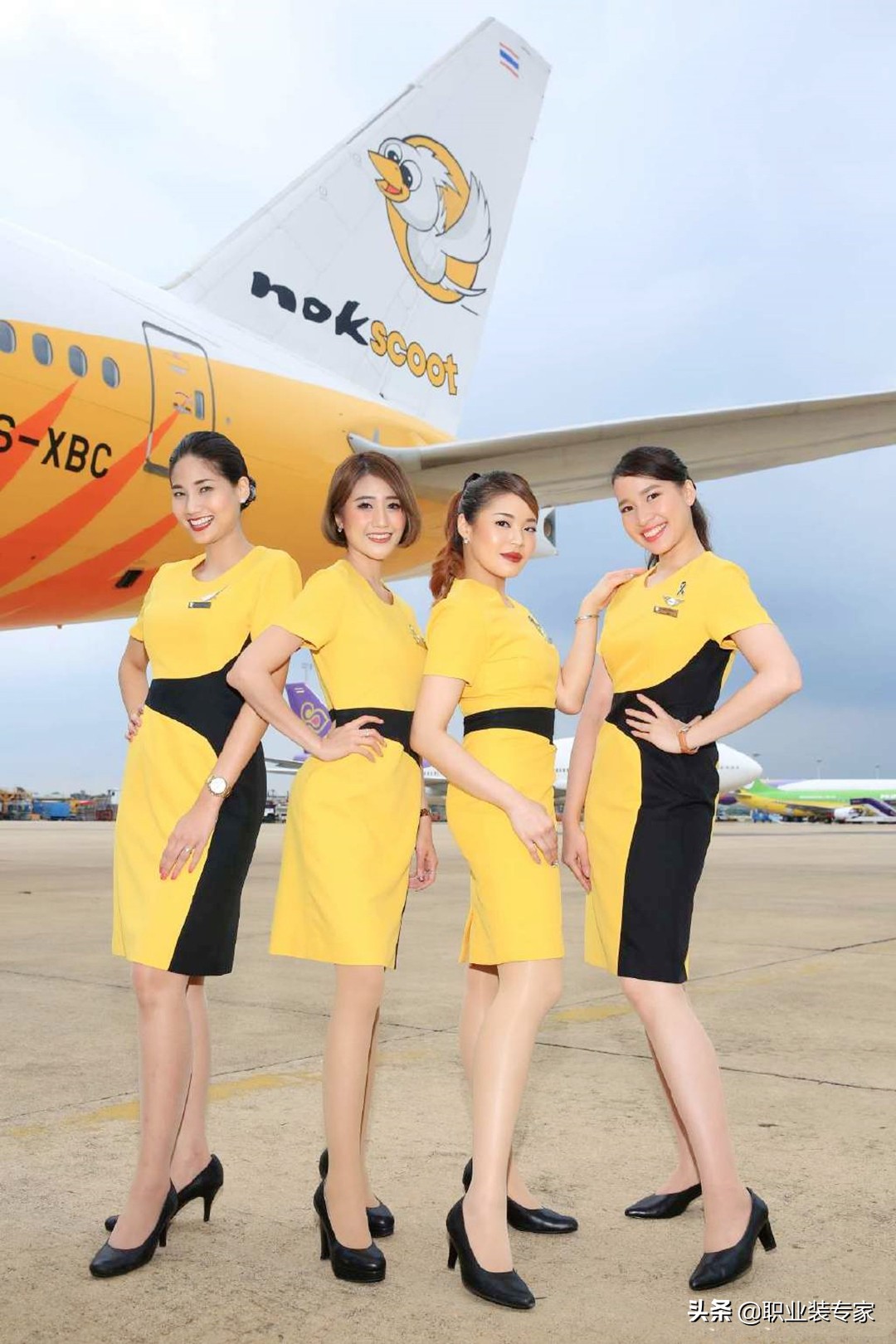 「世界航空服赏析」泰国酷鸟航空空姐制服清爽夏天感