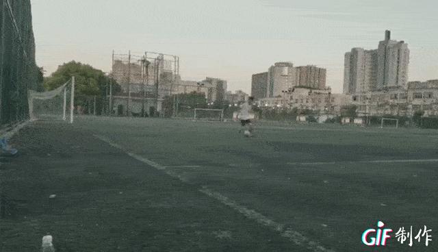 曾获国际足球锦标赛四强,擅长游戏化教学|金牌教练专访08期