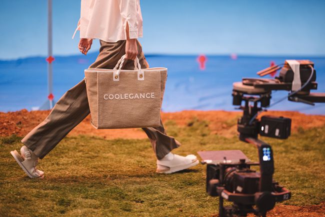 你没见过的大秀新玩法——鞋王百丽打造首个鞋履CG虚拟秀场