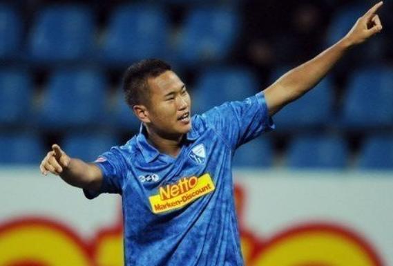 世界杯“一哭成名”的朝鲜国脚,迎娶肤白貌美空姐,如今只想造人