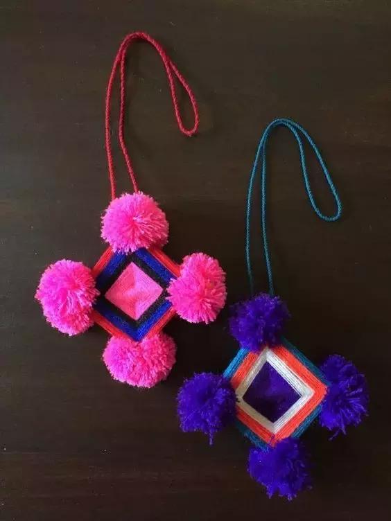 筷子缠毛线手工简单,用筷子做出来的手工挂饰